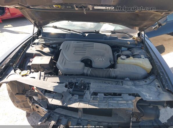 2C3CDZAG4JH245404 2018 DODGE CHALLENGER Черный Вид сзади