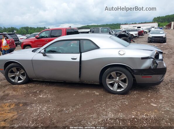 2C3CDZAG5HH573697 2017 DODGE CHALLENGER Silver Widok z przodu