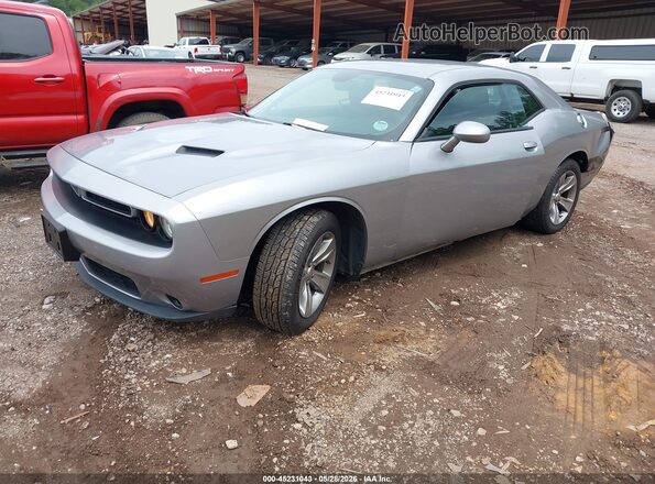 2C3CDZAG5HH573697 2017 DODGE CHALLENGER Silver Przód lewy