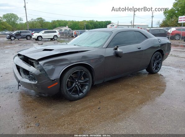2C3CDZAG5JH276869 2018 DODGE CHALLENGER Gray Vista tres cuartos delantera izquierda