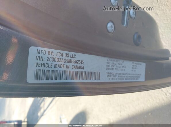 2C3CDZAG9MH552345 2021 DODGE CHALLENGER Gray Widok komory silnika