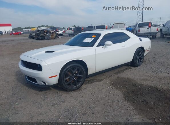 2C3CDZAGXMH552063 2021 DODGE CHALLENGER White Передня ліва чверть