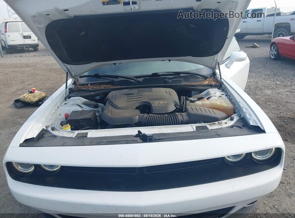 2C3CDZAGXMH552063 2021 DODGE CHALLENGER White Вид ззаду