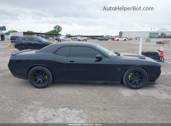 2C3CDZBT0KH737537 2019 DODGE CHALLENGER Black Rear interior view
