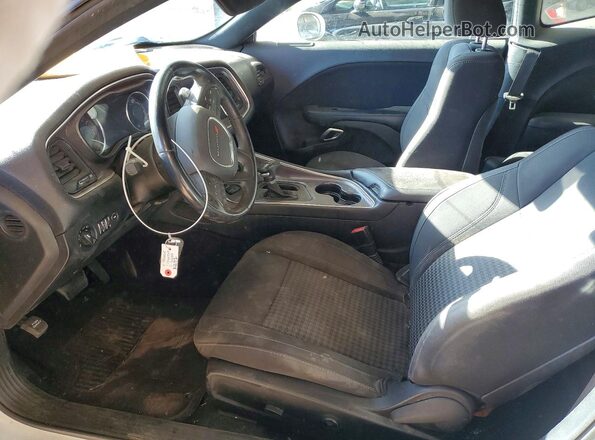 2C3CDZBT1HH594865 2017 DODGE CHALLENGER White Widok deski rozdzielczej