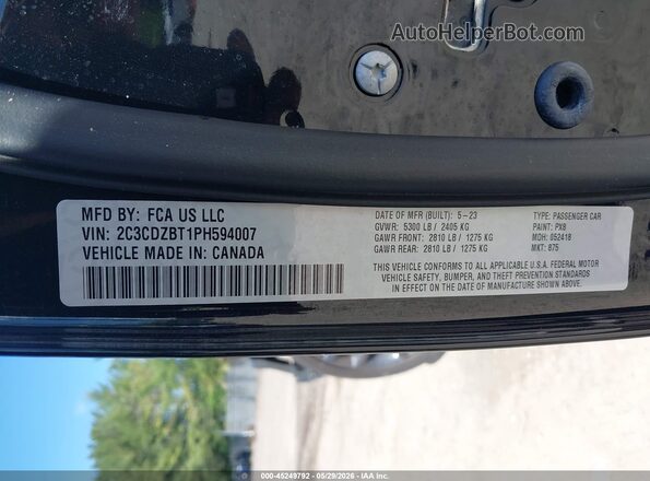 2C3CDZBT1PH594007 2023 DODGE CHALLENGER Black Widok komory silnika