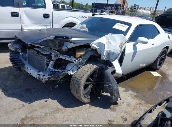2C3CDZBT3GH120088 2016 DODGE CHALLENGER White 