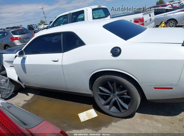 2C3CDZBT3GH120088 2016 DODGE CHALLENGER White 