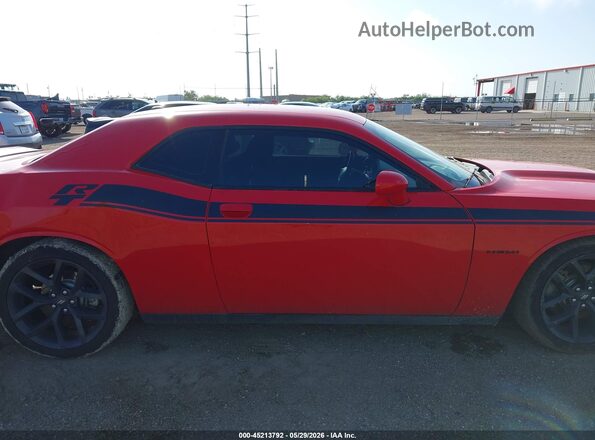 2C3CDZBT9MH623684 2021 DODGE CHALLENGER Red Widok wnętrza z tyłu