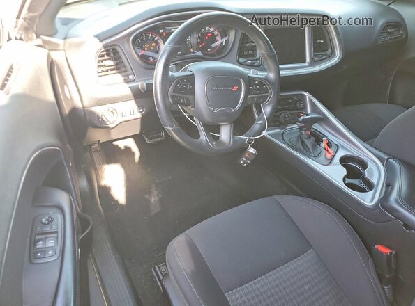 2C3CDZBTXKH652379 2019 DODGE CHALLENGER Gray Widok deski rozdzielczej
