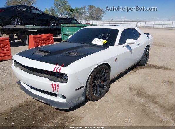 2C3CDZC91GH217325 2016 DODGE CHALLENGER Белый Передняя левая четверть