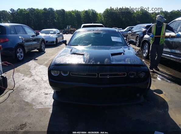 2C3CDZFJ1JH310276 2018 DODGE CHALLENGER Black Սալոնի հետևի տեսք