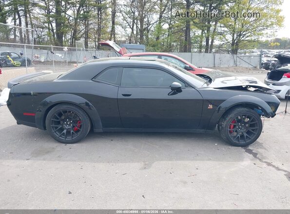 2C3CDZFJ2LH234098 2020 DODGE CHALLENGER Black Vista interior trasera