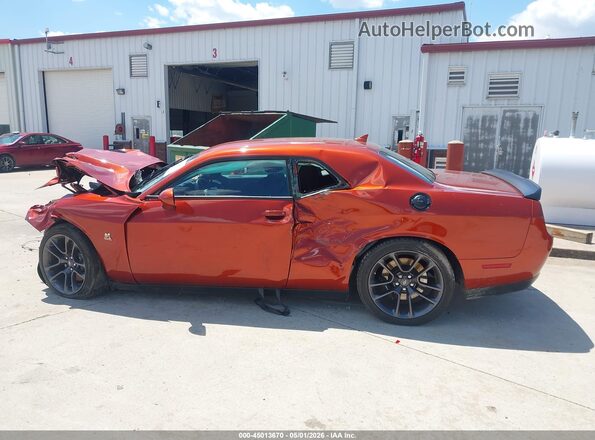 2C3CDZFJ2PH678085 2023 DODGE CHALLENGER Orange Панорамний вид салону 360°