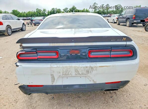 2C3CDZFJ3MH651800 2021 DODGE CHALLENGER White Vista trasera