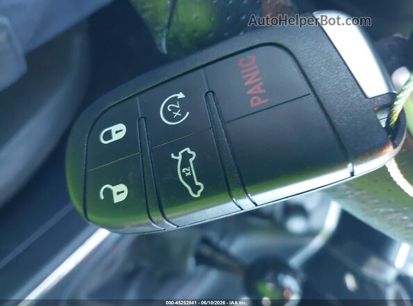 2C3CDZFJ6JH288095 2018 DODGE CHALLENGER Черный Вид панели приборов