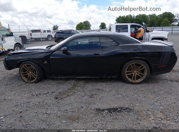 2C3CDZFJ7GH166175 2016 DODGE CHALLENGER Black 360 interior view