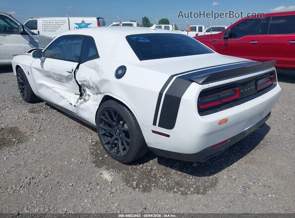2C3CDZFJ9JH155105 2018 DODGE CHALLENGER White უკანა მარცხენა