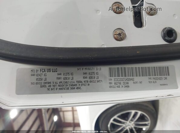 2C3CDZGG7JH328462 2018 DODGE CHALLENGER White Engine compartment view