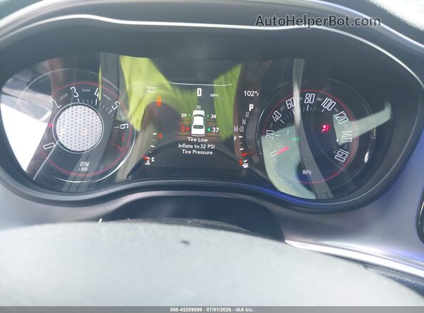 2C3CDZJG0KH602756 2019 DODGE CHALLENGER Burgundy Widok tylnych siedzeń