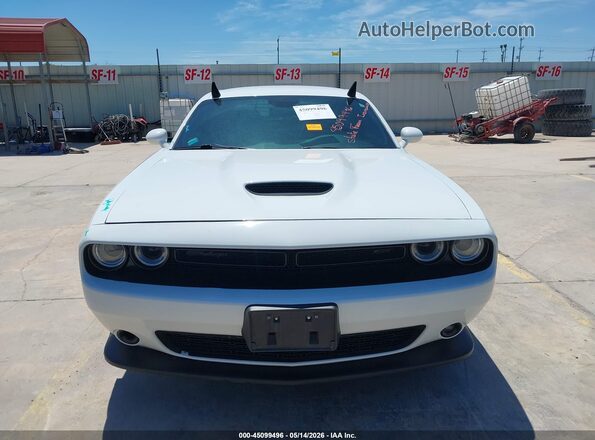 2C3CDZJG0MH609905 2021 DODGE CHALLENGER White Widok wnętrza z tyłu