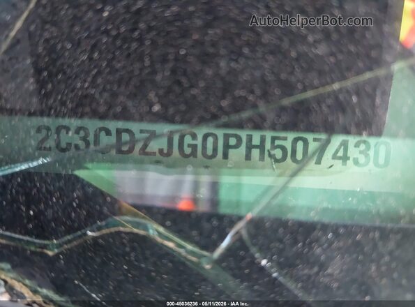 2C3CDZJG0PH507430 2023 DODGE CHALLENGER Black Widok komory silnika
