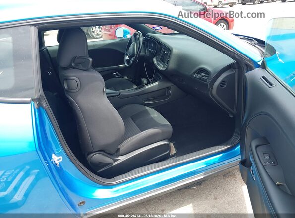 2C3CDZJG4KH652074 2019 DODGE CHALLENGER Blue Vista interior delantera