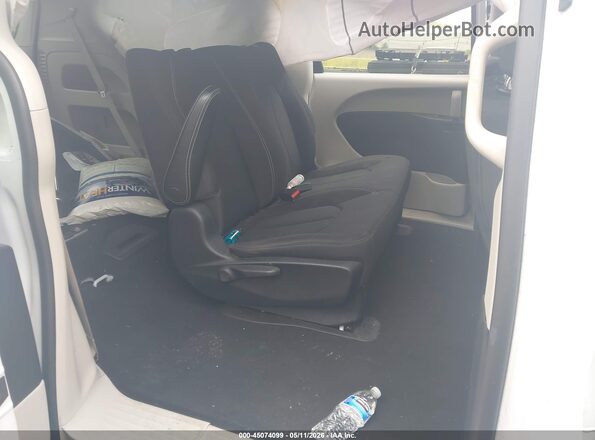 2C4RC1AG4MR553004 2021 CHRYSLER VOYAGER White Вид наклейки з VIN-кодом