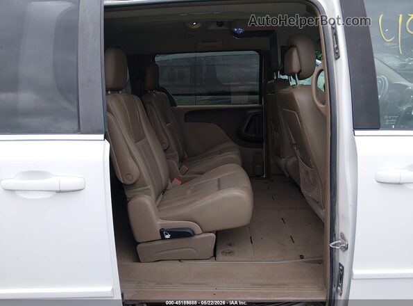 2C4RC1AG5GR119811 2016 CHRYSLER TOWN & COUNTRY Белый Вид наклейки с VIN-кодом