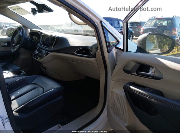 2C4RC1BG0PR590229 2023 CHRYSLER PACIFICA White წინა სალონის ხედი