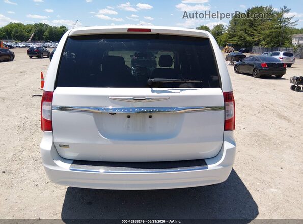 2C4RC1BG1GR268893 2016 CHRYSLER TOWN & COUNTRY White 