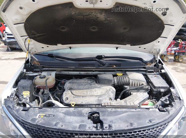 2C4RC1BG1JR290464 2018 CHRYSLER PACIFICA White Հետևի տեսք