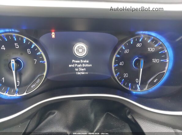 2C4RC1BG1RR113568 2024 CHRYSLER PACIFICA White Vista de los asientos traseros