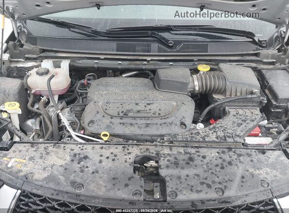 2C4RC1BG1RR154024 2024 CHRYSLER PACIFICA Серебряный Вид сзади