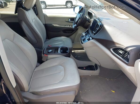 2C4RC1BG2HR538330 2017 CHRYSLER PACIFICA Dark Blue Սալոնի դիմացի տեսք