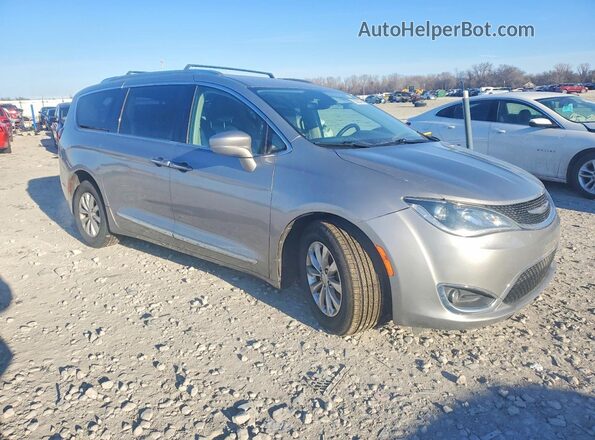 2C4RC1BG2JR274404 2018 CHRYSLER PACIFICA Silver 