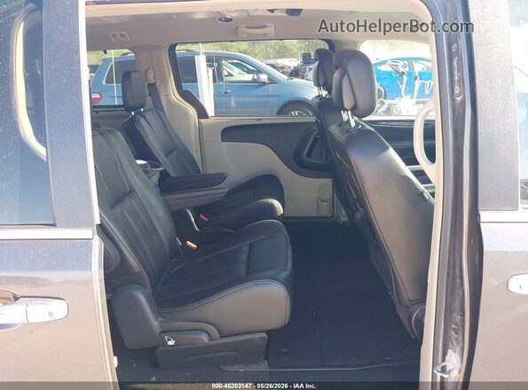 2C4RC1BG3GR127341 2016 CHRYSLER TOWN & COUNTRY Gray VIN կոդի պիտակի տեսք