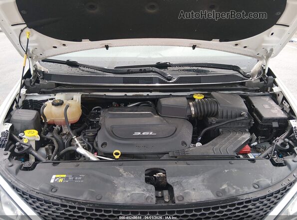 2C4RC1BG3JR312108 2018 CHRYSLER PACIFICA Белый Вид сзади