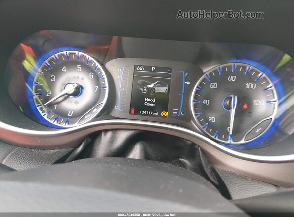 2C4RC1BG3JR312108 2018 CHRYSLER PACIFICA Белый Вид задних сидений