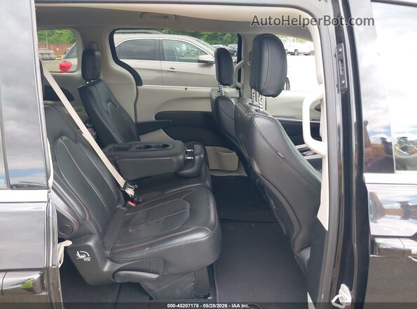 2C4RC1BG3JR353595 2018 CHRYSLER PACIFICA Black VIN կոդի պիտակի տեսք