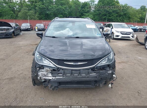 2C4RC1BG3JR353595 2018 CHRYSLER PACIFICA Black Առջևի վահանակի տեսք