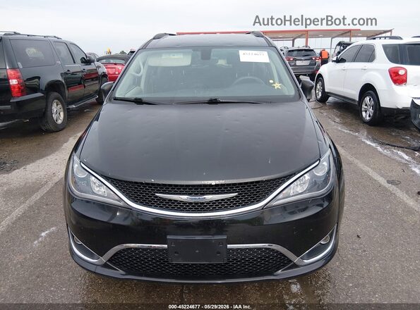 2C4RC1BG4HR769956 2017 CHRYSLER PACIFICA Black Front view