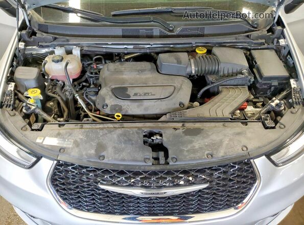2C4RC1BG4PR594574 2023 CHRYSLER PACIFICA Silver ძრავის განყოფილების ხედი