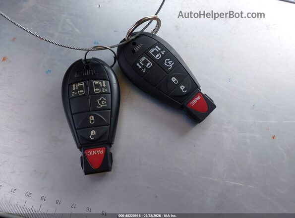 2C4RC1BG5GR103848 2016 CHRYSLER TOWN & COUNTRY Серебряный 