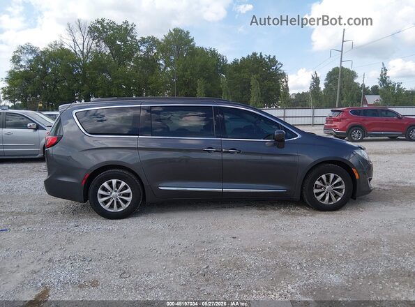 2C4RC1BG5HR667663 2017 CHRYSLER PACIFICA Серый Вид задней части салона