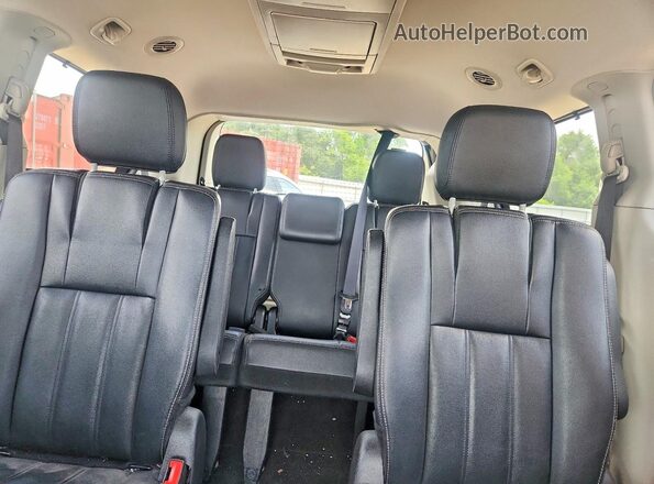 2C4RC1BG6GR191003 2016 CHRYSLER TOWN Gray 