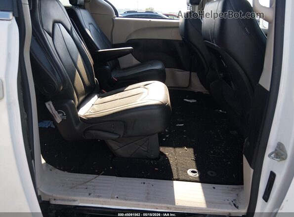 2C4RC1BG6LR115744 2020 CHRYSLER PACIFICA White 
