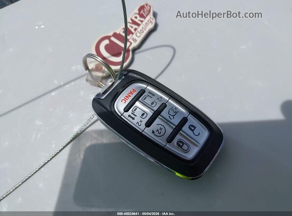 2C4RC1BG6PR550186 2023 CHRYSLER PACIFICA White Вид панелі приладів