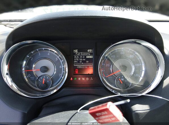 2C4RC1BG7GR157314 2016 CHRYSLER TOWN & COUNTRY White Вид задніх сидінь