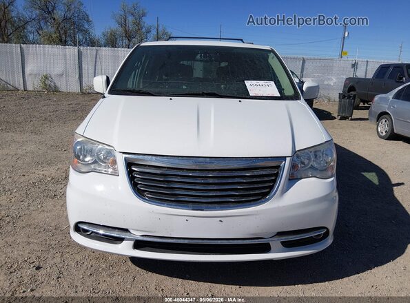 2C4RC1BG7GR157314 2016 CHRYSLER TOWN & COUNTRY White Вид щитка приладів